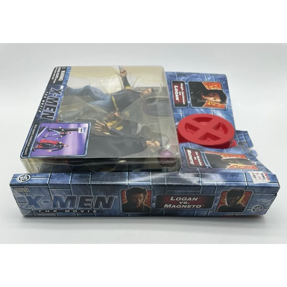 2000 TOY BIZ X-MEN THE MOVIE LOGAN VS MAGNETO 2 PACK ACTION FIGURES NEW